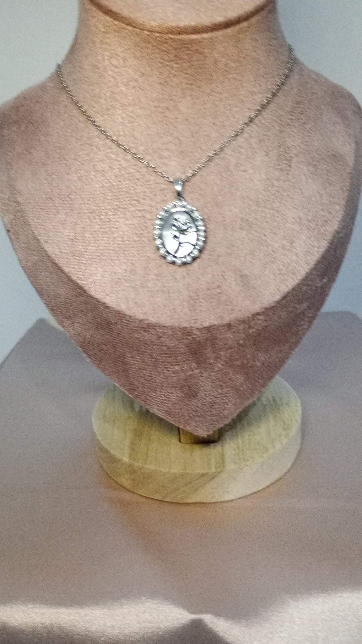 Collier médiéval