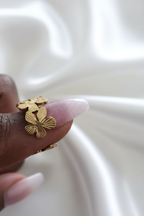Bague fleurie